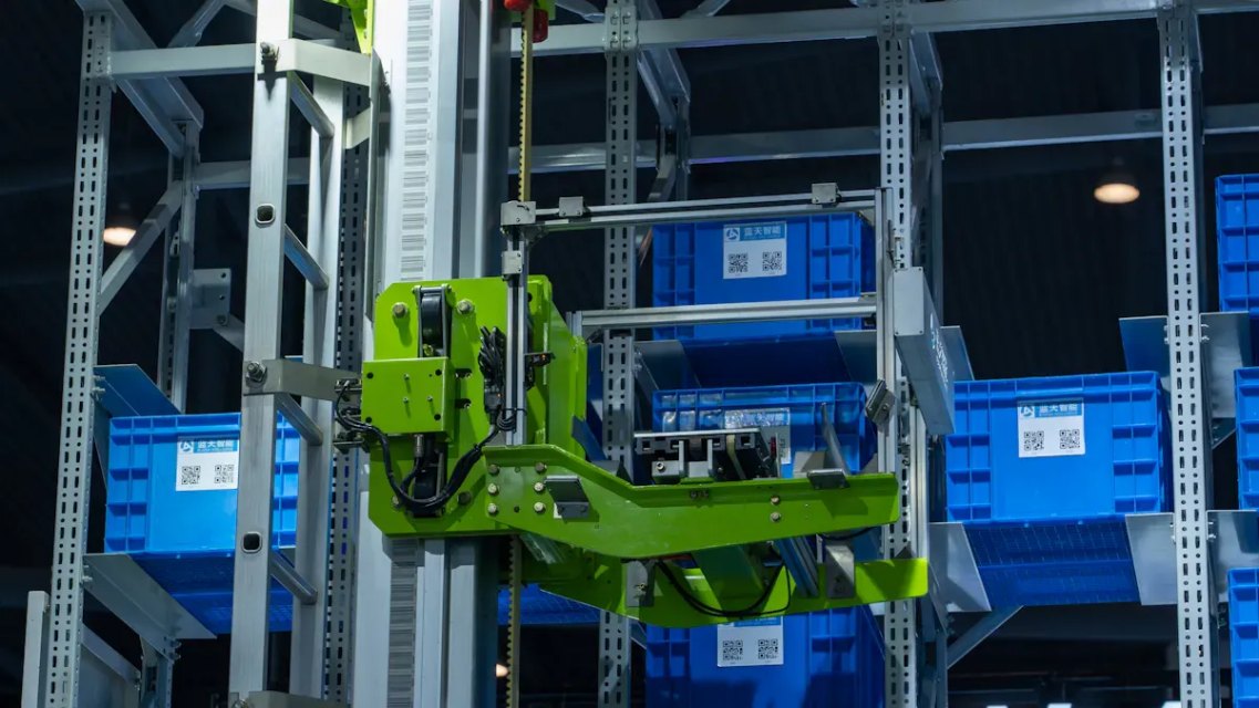 How Can Pallet Shuttle Systems Optimize Your Bulk Storage Warehouse?